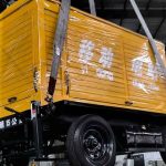 880KW Yuchai Genset Include Trailer Open Frame Type Silent Type Use on School Hospital Factory Emergency Power